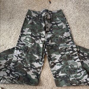 Prosperity Women's Camo Wide Leg Cargo Jeans - Green Camo